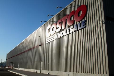  COSTCO marcus-reubenstein-_Ou86k_mXUY-unsplash UNSPLASH JAN 28 2025.jpg 